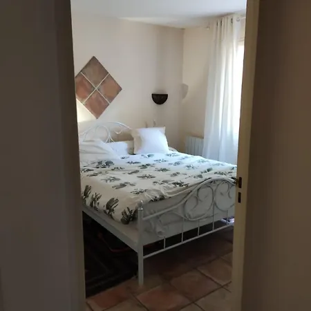 2-room With A Magnificent View Of The Sea, In In The Var, 12km From The Isles De Porquerolles Boarding Port - 2/4 People 公寓 *