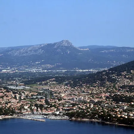 2-room With A Magnificent View Of The Sea, In In The Var, 12km From The Isles De Porquerolles Boarding Port - 2/4 People 公寓 *