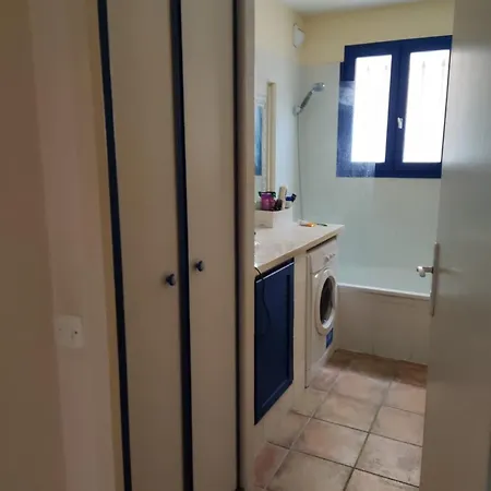 2-room With A Magnificent View Of The Sea, In In The Var, 12km From The Isles De Porquerolles Boarding Port - 2/4 People 公寓 卡尔特汉